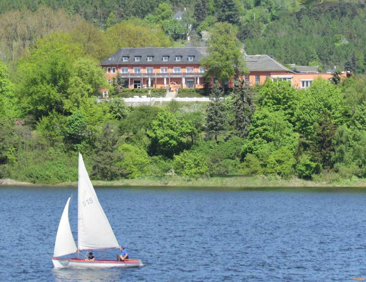 Hotel Seeblick Заалбург Екстериор снимка