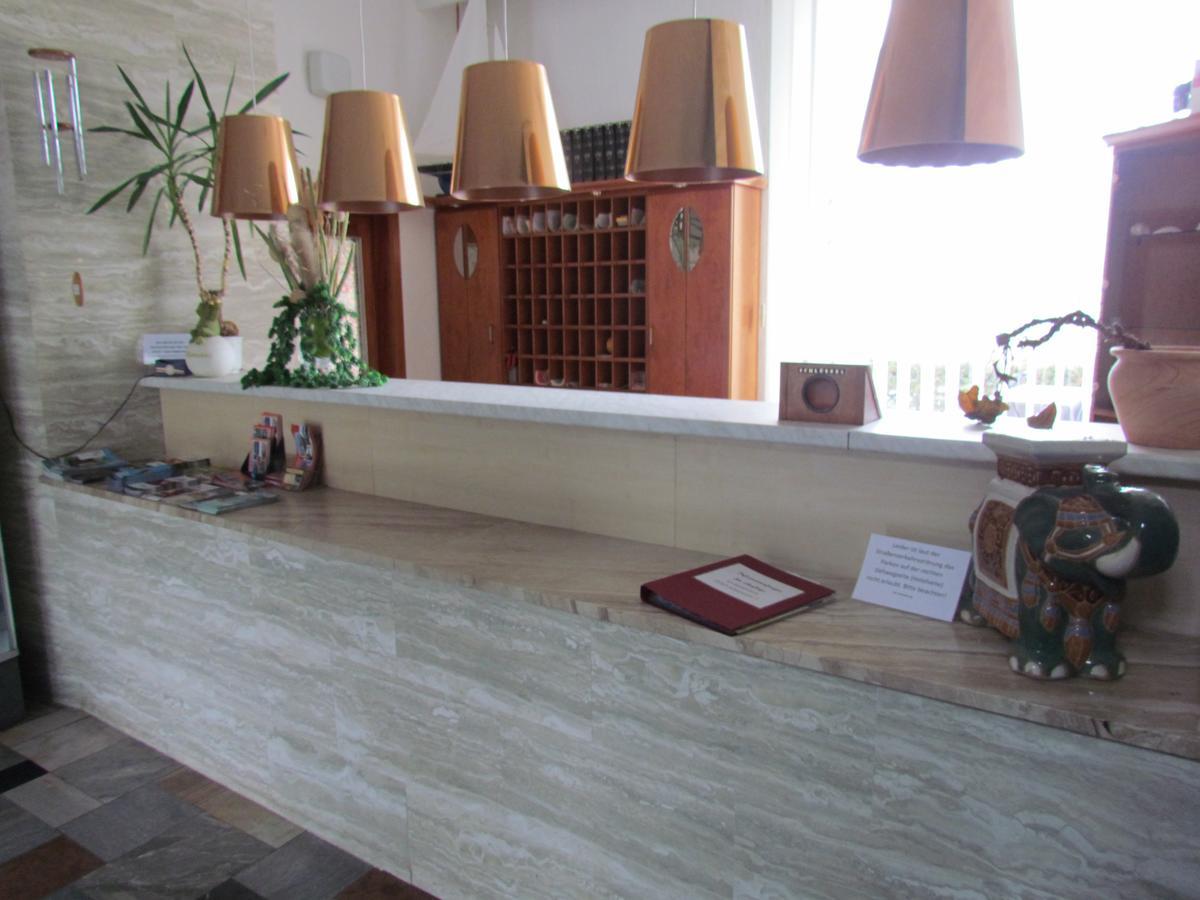 Hotel Seeblick Заалбург Екстериор снимка